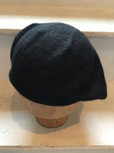Load image into Gallery viewer, Black Alpaca Knitted Beret
