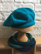 Load image into Gallery viewer, Turquoise Blue Alpaca Tam Style Beret