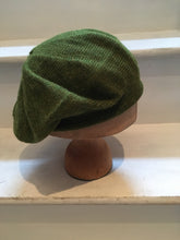 Load image into Gallery viewer, Grass Green Knitted Alpaca Tam Beret