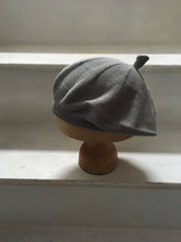 Load image into Gallery viewer, Grey Cotton Knitted French Style Beret