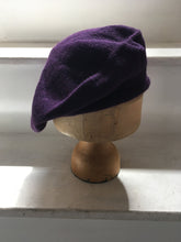 Load image into Gallery viewer, Purple Alpaca Knitted Tam Style Beret